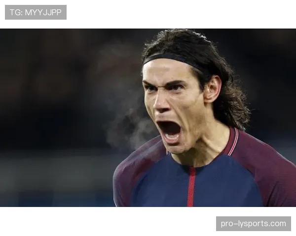 卡瓦尼训练完直接去超市买打折牛排，这自律和抠门劲儿也是没谁了