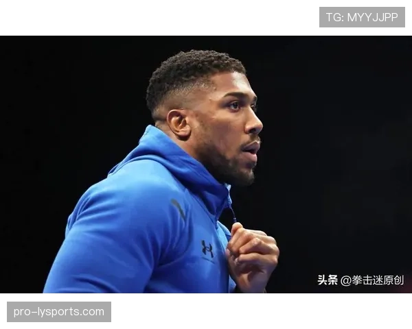 安东尼·约书亚训练完直接去夜店，穿高定西装喝黑桃A？